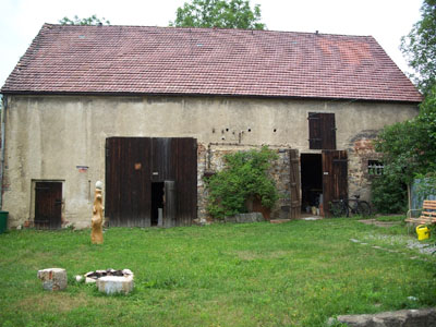 Blick auf Scheune-Wohnhaus1